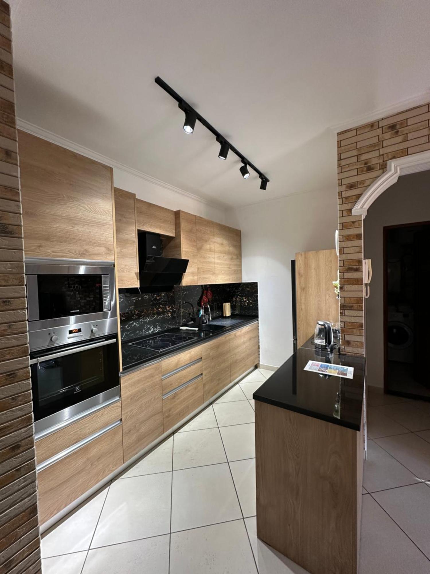 Sunset Apartments Lungomare Вльора Екстер'єр фото